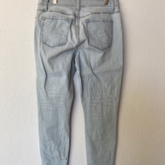 LOFT Skinny Ankle Jeans - Picture 6 of 12